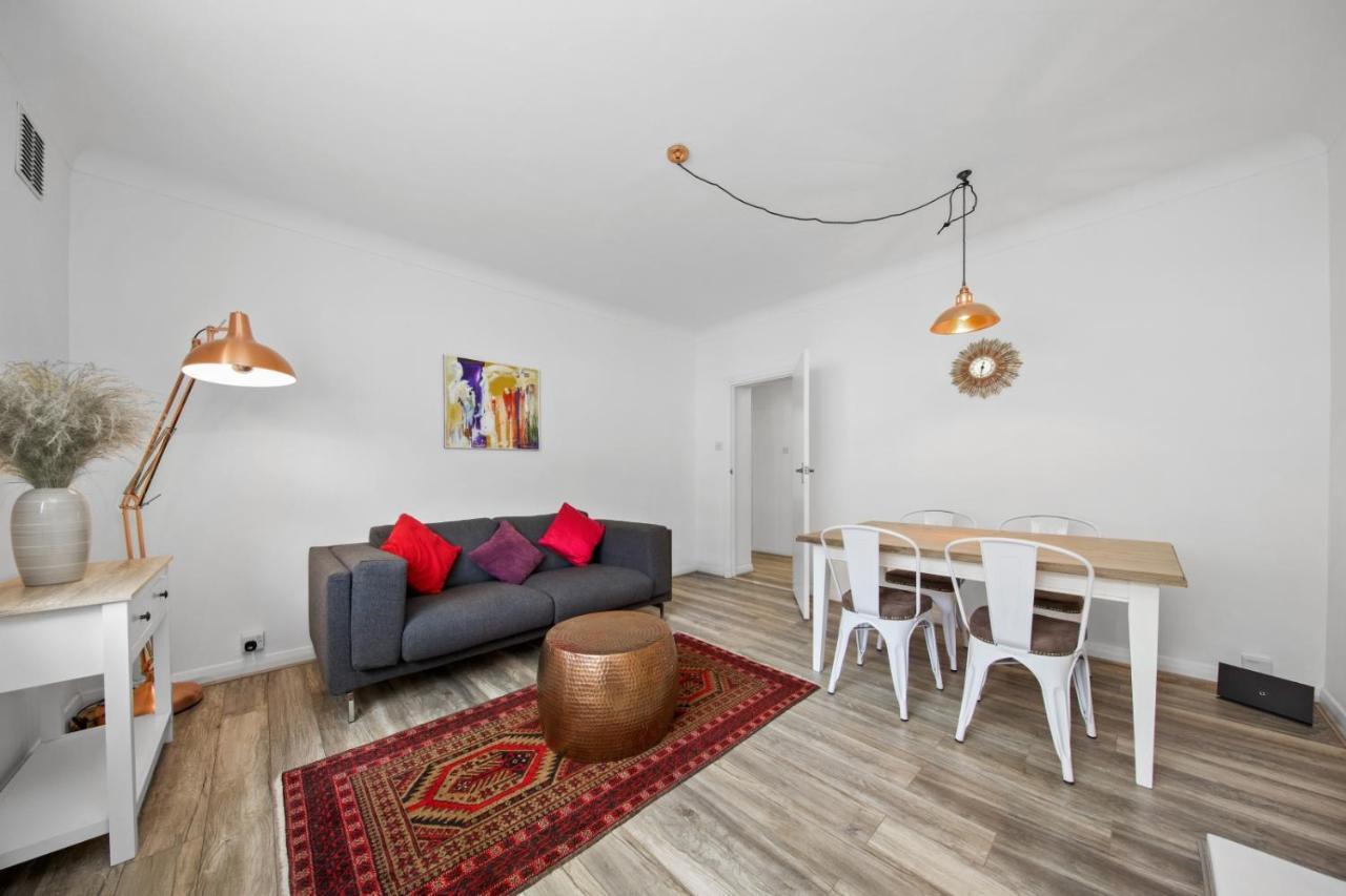 Baker Street Style Apartment